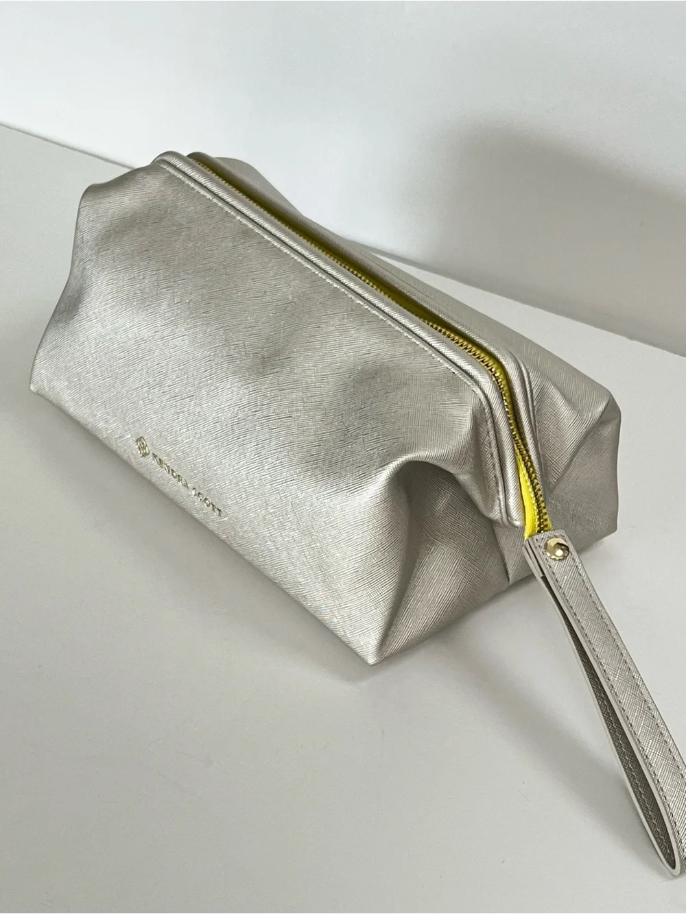 Kendra Scott kendra scott